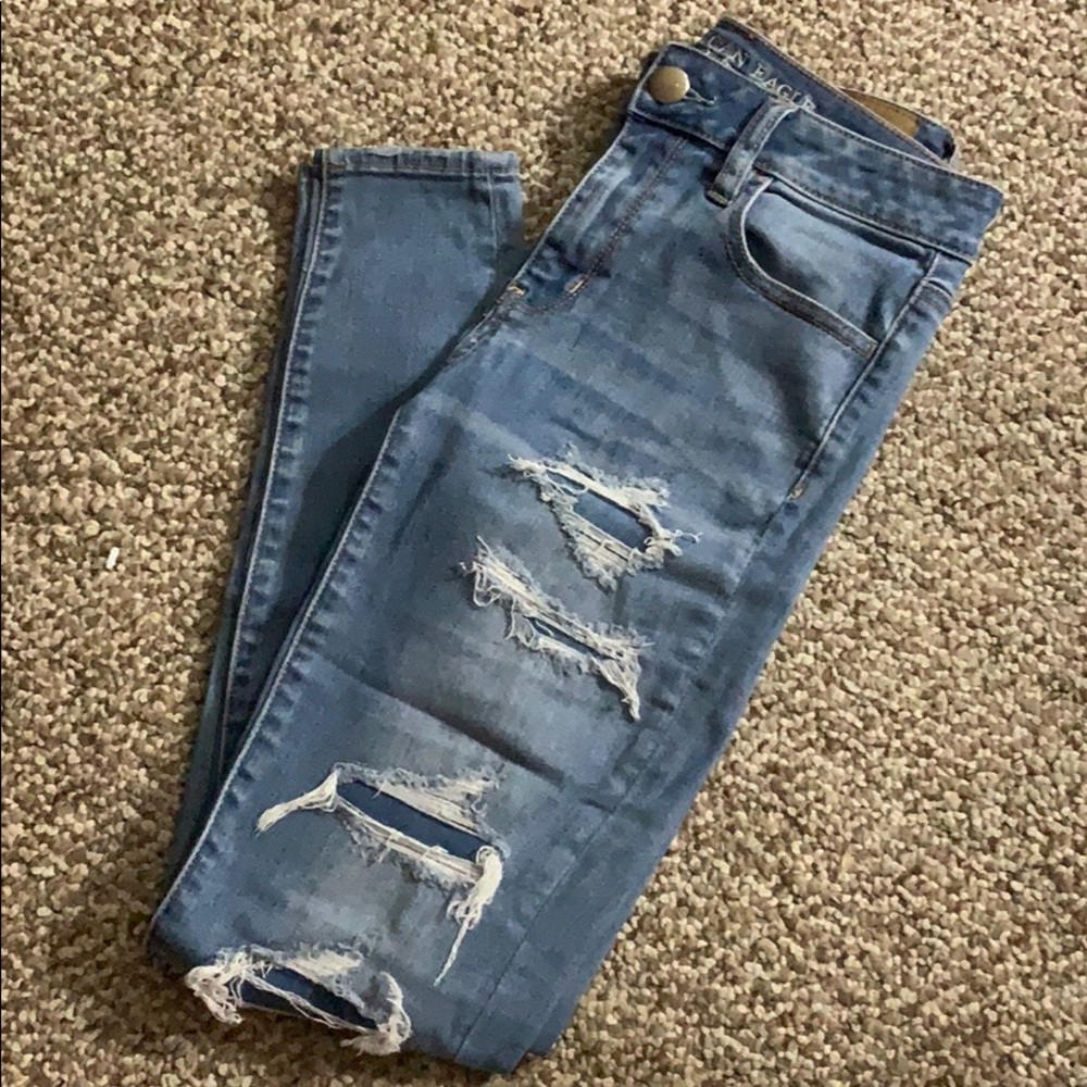 Light wash patched American eagle jeans